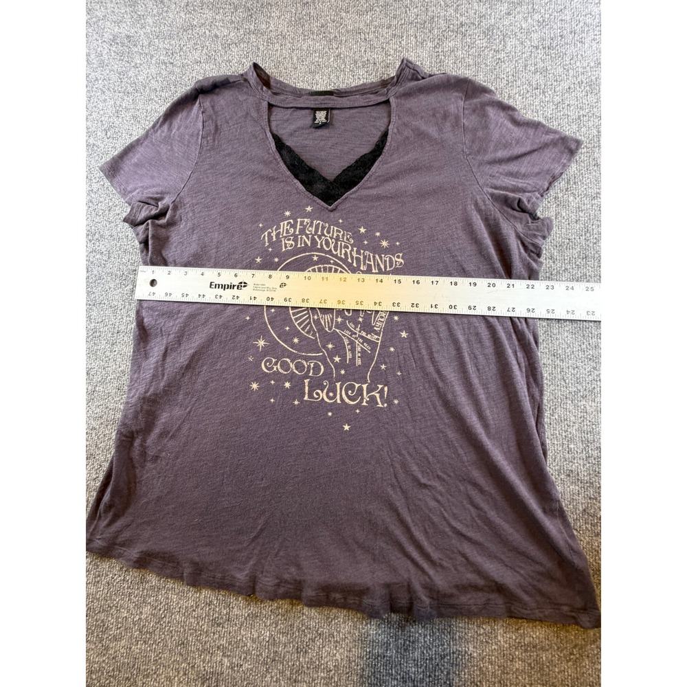 Torrid Palmistry Graphic Tee Purple Lace V-Neck Choker Top Plus Size 3 3X - Picture 4 of 5